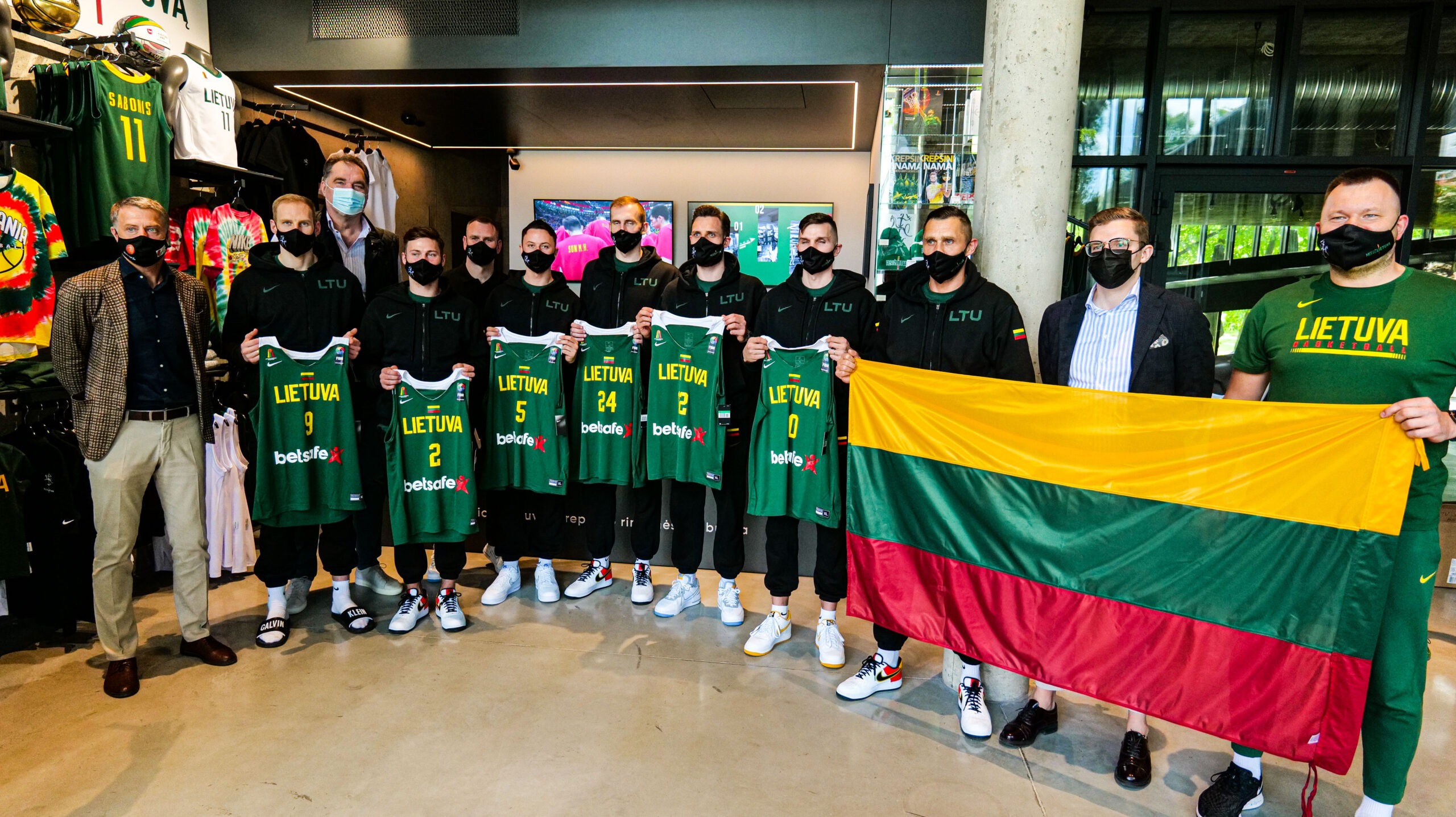 3x3 Lithuanian National Team Had Its Last Visit To The House Of Basketball Before The Departure To The Olympic Qualifiers Tournament In Austria Lietuvos Krepsinio Federacija Lietuvos Krepsinio Namai
